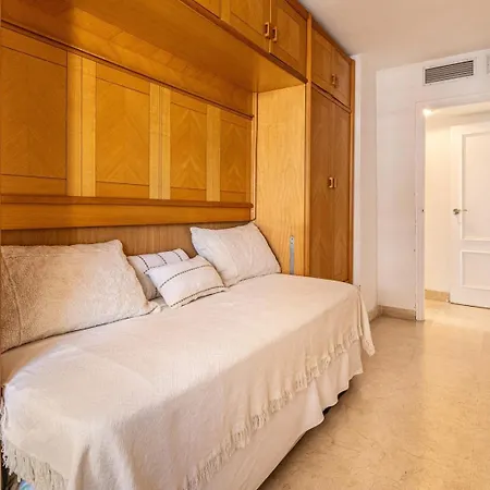 Beachfront Penthouse In Marbella: Seaviews * マルベーリャ