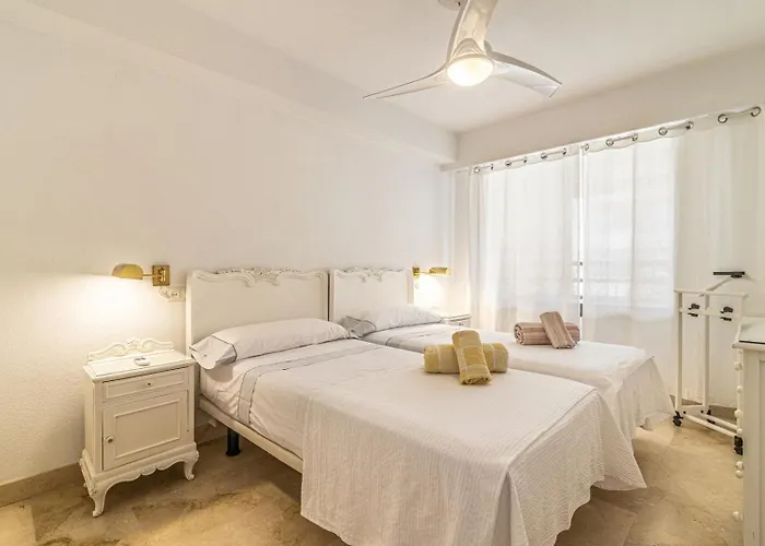 アパート Beachfront Penthouse In Marbella: Seaviews マルベーリャ