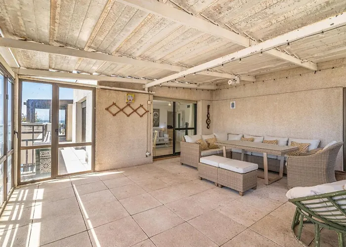 アパート Beachfront Penthouse In Marbella: Seaviews マルベーリャ
